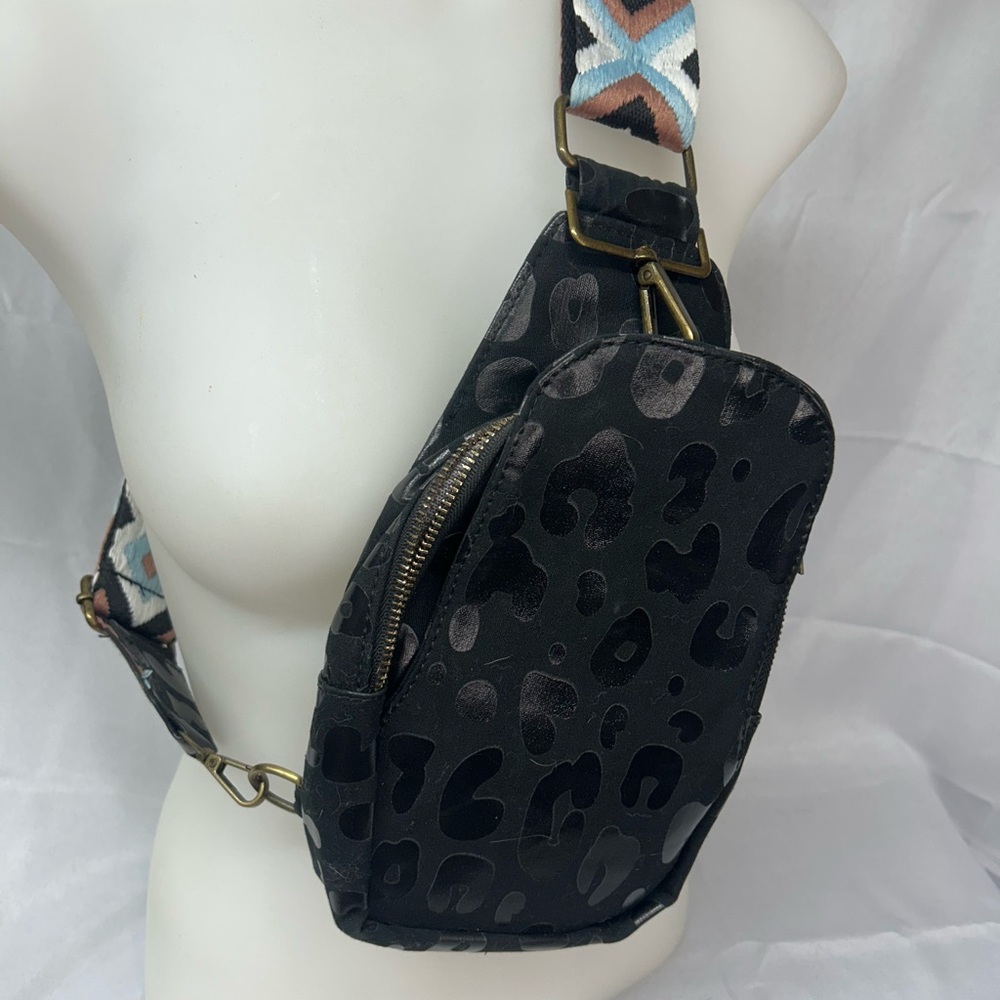 Stylish Black Leopard Print Women's Bag